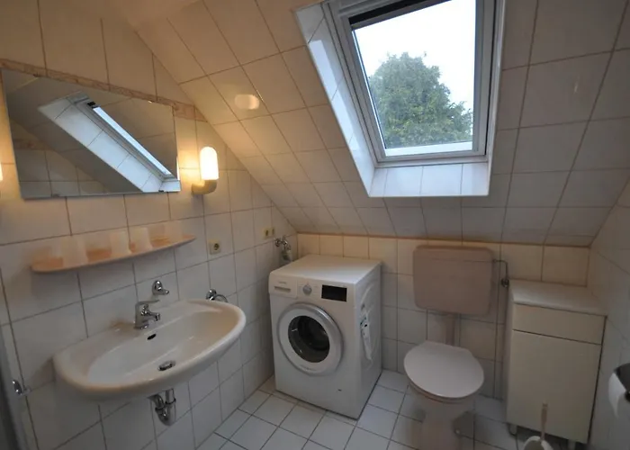 Nr 41 - Am Yachthafen Nyaraló Carolinensiel